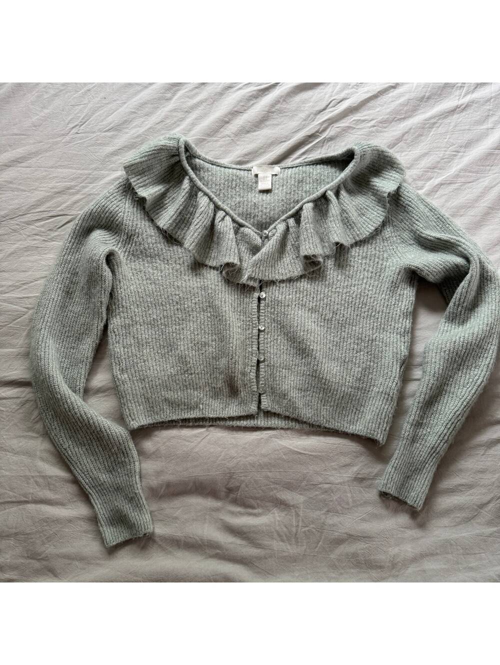H&M Sage Green Ruffle Collar Cropped Cardigan Sweater Size Medium M Coquette